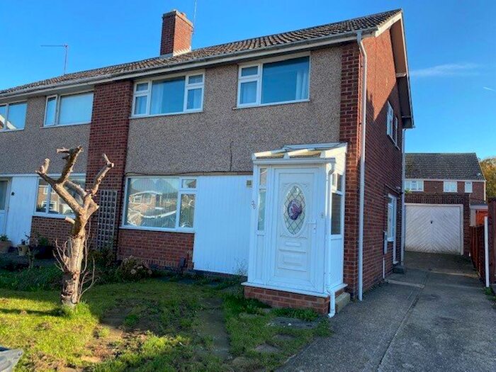 3 Bedroom Property To Rent In St. Stephens Road, Kettering NN15