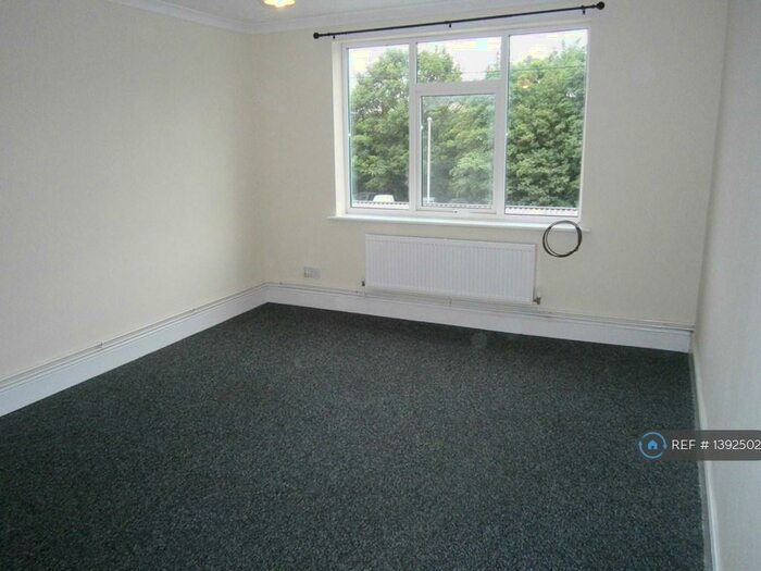 2 Bedroom Flat To Rent In Service Station, Ryton On Dunsmore, Coventry, CV8