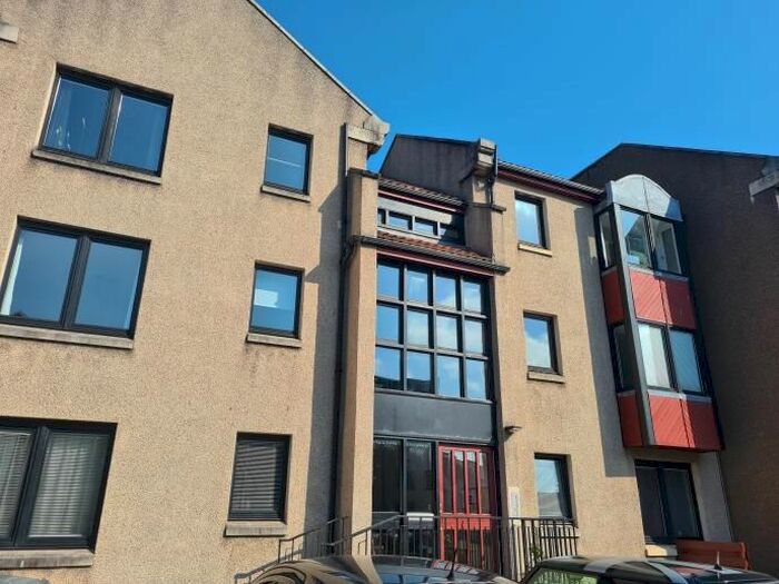 2 Bedroom Flat To Rent In Chalfont, Gracefield Court, Musselburgh, EH21