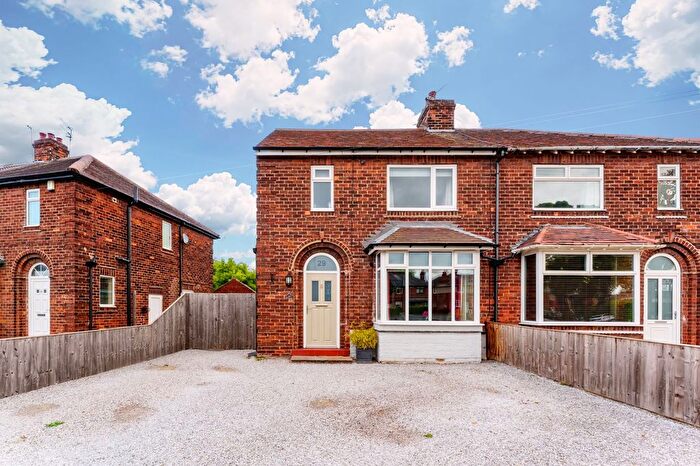 4 Bedroom Semi-Detached House For Sale In Melrosegate, York, YO31