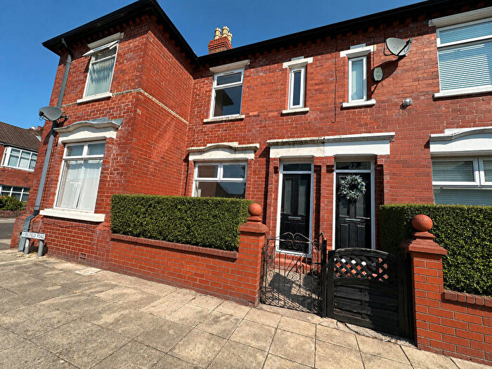 2 Bedroom Terraced House To Rent In Belfield Road, Stockport, SK5
