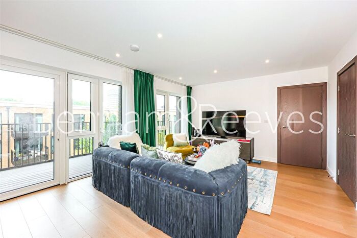 2 Bedroom Flat To Rent In Tierney Lane, London, W6
