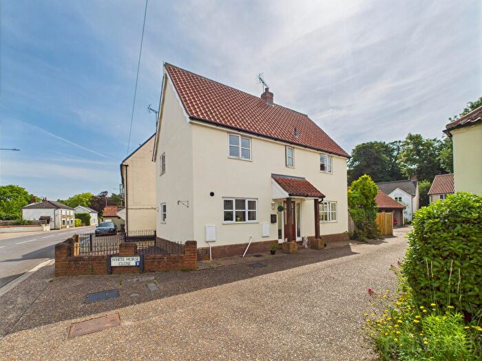 2 Bedroom Detached House For Sale In White Horse Close, Shipdham, IP25