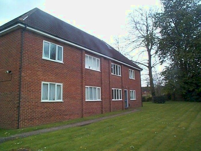 1 Bedroom Studio To Rent In Cedars Court, The Cedars, London Road, Guildford, GU1