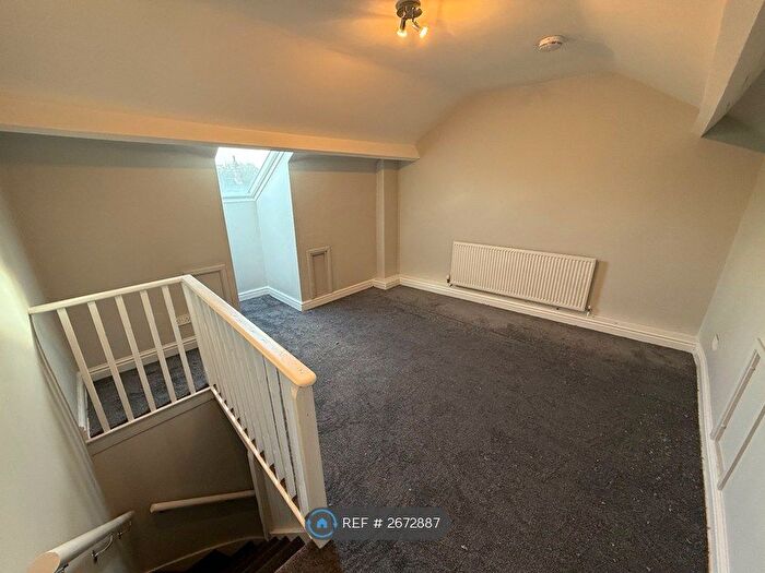 3 Bedroom Terraced House To Rent In Dockin Hill Road, Doncaster, DN1