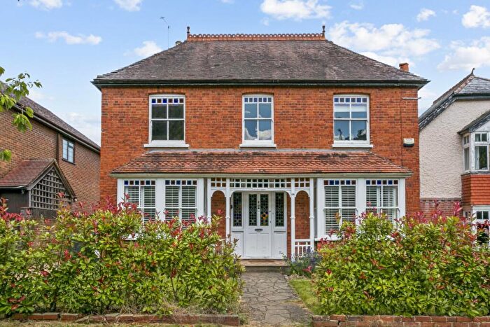 3 Bedroom Detached House For Sale In All Saints Avenue, Maidenhead, SL6