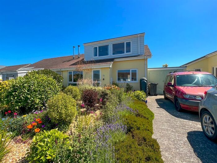 3 Bedroom Semi-Detached Bungalow For Sale In Croft Parc, The Lizard, Helston, TR12