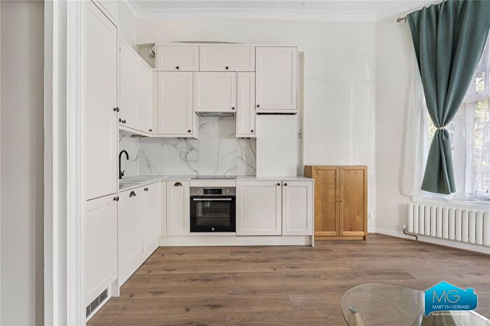 1 Bedroom Flat To Rent In Queens Avenue, Muswell Hill, London, N10