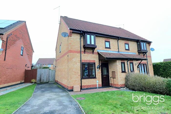 3 Bedroom Semi Detached House For Sale In Viking Way, Thurlby, Bourne, PE10