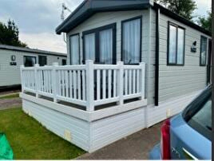 2 Bedroom Caravan For Sale In Victory Stonewood, Patrington, HU12