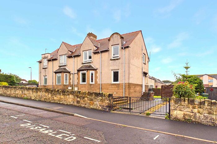 4 Bedroom Semi Detached House For Sale In Robertson Avenue, Prestonpans, EH32