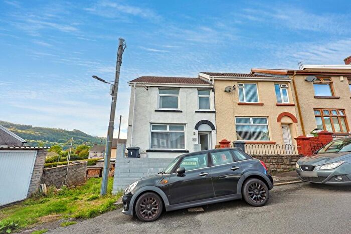 2 Bedroom End Of Terrace House For Sale In King Street, Abercynon, Mountain Ash, Mid Glamorgan, CF45