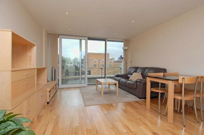 2 Bedroom Flat To Rent In Angel Waterside, Graham Street, N1