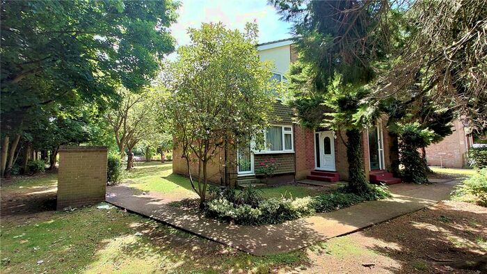 2 Bedroom Maisonette To Rent In St Jerome's Grove, Hayes, Greater London, UB3