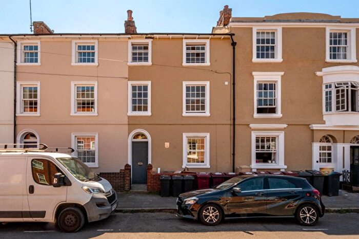 1 Bedroom Apartment To Rent In Baker Street, Reading, RG1
