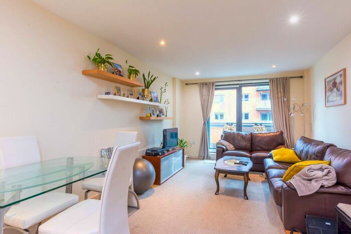 1 Bedroom Flat To Rent In Chapter Way, Colliers Wood, London, SW19