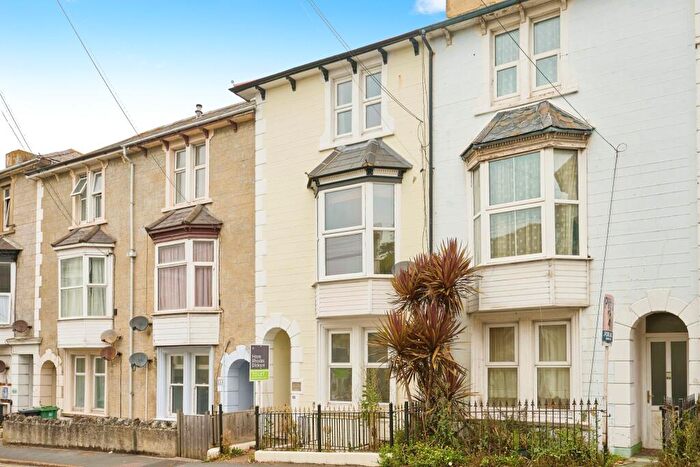 4 Bedroom Town House To Rent In Albert Street, Ventnor, PO38