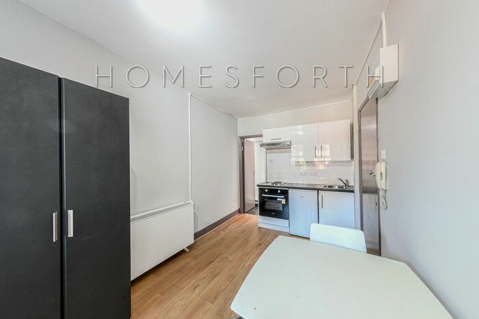 Studio To Rent In Iverson Road, West Hampstead, NW6