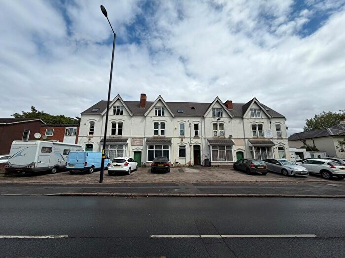 2 Bedroom Flat To Rent In Flat Hermes Close, Handsworth Wood Road, B20