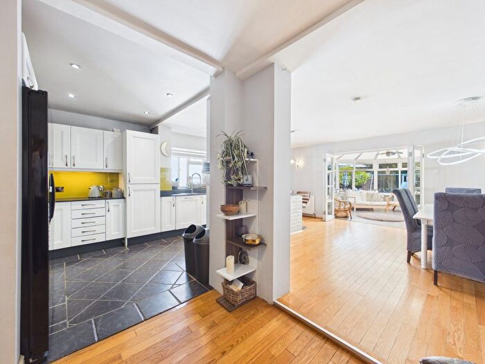 4 Bedroom Semi-Detached House To Rent In Doris Road, Ashford, Surrey, TW15