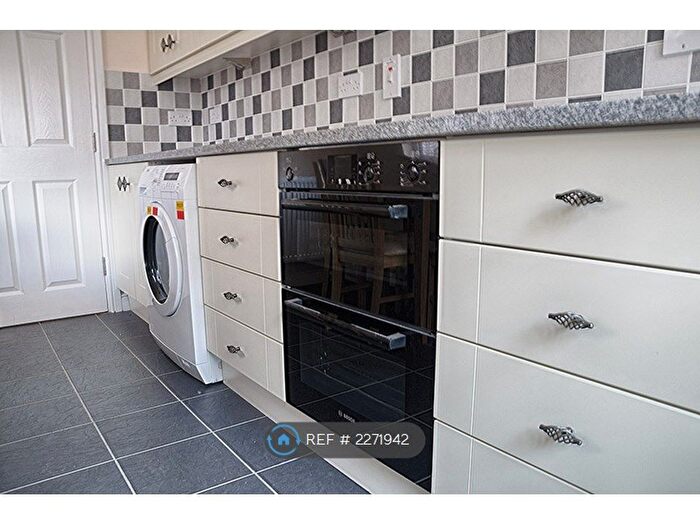 4 Bedroom Terraced House To Rent In Welby Street, Manchester, M13