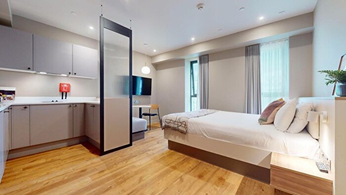 Studio To Rent In First Way, Wembley, HA9