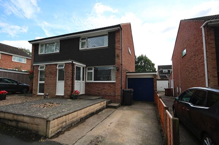 2 Bedroom Semi-Detached House To Rent In Branston Crescent, Melton Mowbray, LE13