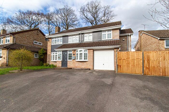 6 Bedroom Detached House For Sale In Vicarage Gardens, Church Crookham, GU52