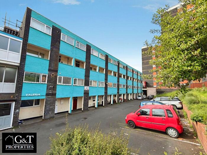 3 Bedroom Maisonette To Rent In Flat, Valerian, St. Cecilia Close, Kidderminster, DY10