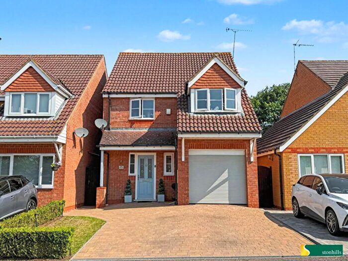 3 Bedroom Detached House For Sale In Farmers Close, Wootton, Northampton, NN4
