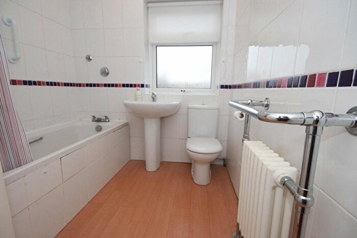 3 Bedroom End Of Terrace House For Sale In Burnley Road, Ainsdale, Merseyside, PR8
