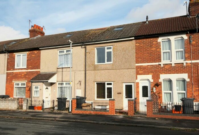 2 Bedroom Terraced House To Rent In Buller Street, Gorse Hill, Swindon, SN2
