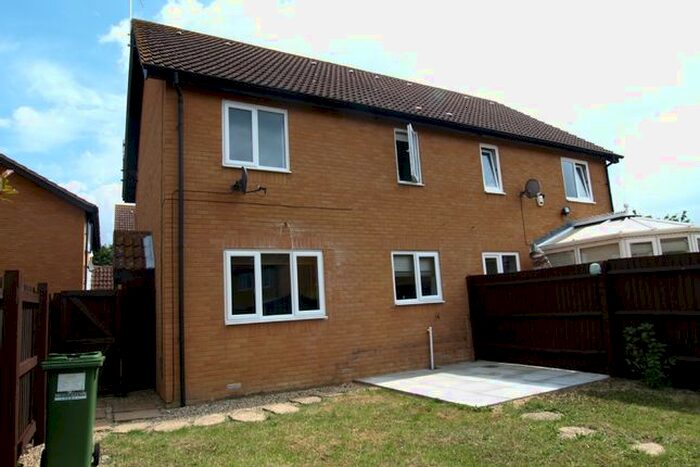 1 Bedroom Detached House To Rent In Sullivan Crescent, Milton Keynes, MK7
