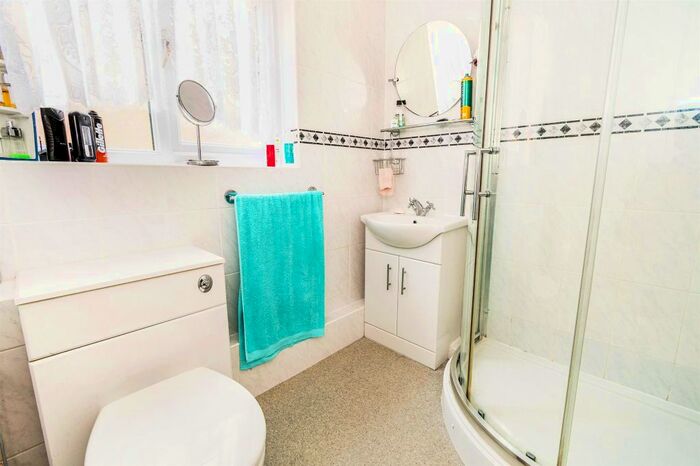 2 Bedroom Semi-Detached House For Sale In Monnow Gardens, West End, Southampton SO18