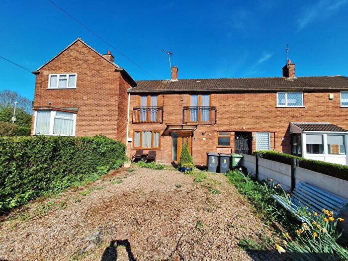 2 Bedroom Terraced House For Sale In Dorlecote Place, Nuneaton, Warwickshire, CV10