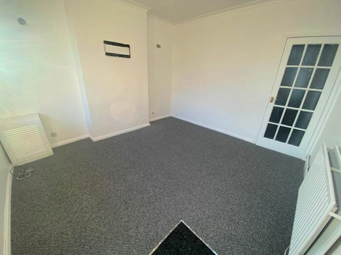 3 Bedroom Property To Rent In Hellier Street, Dudley DY2