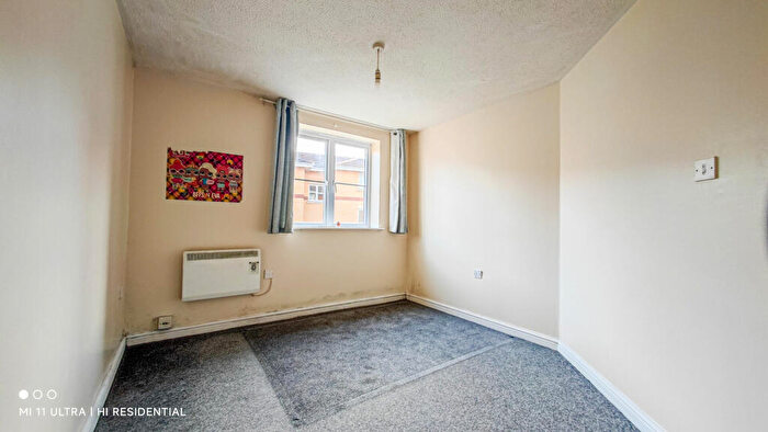 1 Bedroom Flat For Sale In Marathon Way, West Thamesmead, SE28