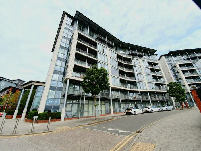 2 Bedroom Apartment To Rent In Longleat Avenue, Birmingham, B15