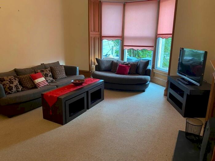 2 Bedroom Flat To Rent In Great Western Road, West End, Aberdeen AB10