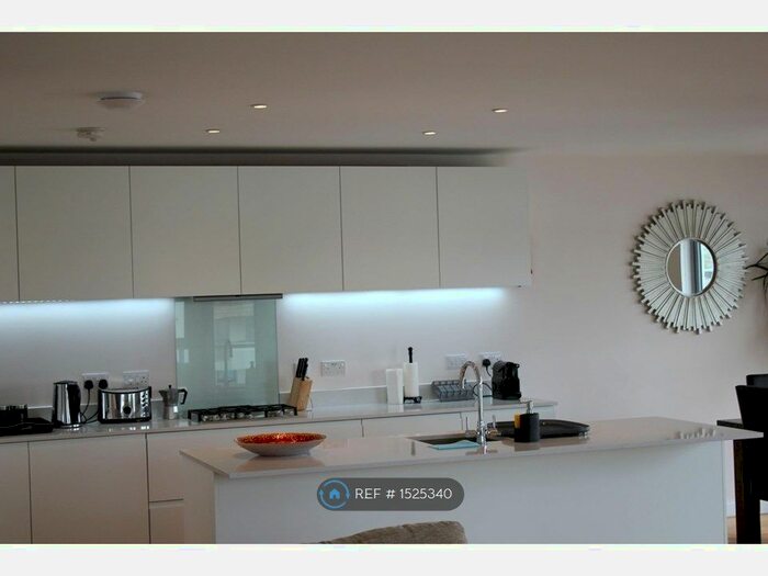 2 Bedroom Flat To Rent In Glenalmond Ave, Cambridge, CB2