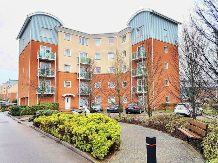 2 Bedroom Apartment To Rent In Reynolds Avenue, Redhill, Surrey, RH1