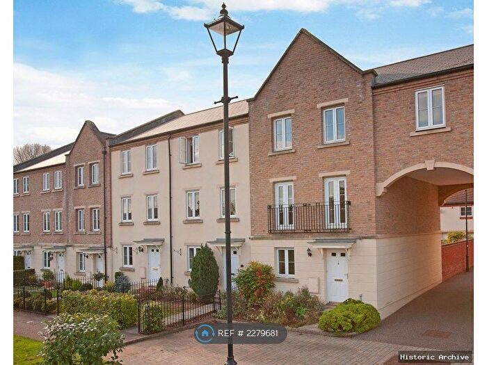 5 Bedroom Terraced House To Rent In Watson Place, Exeter, EX2