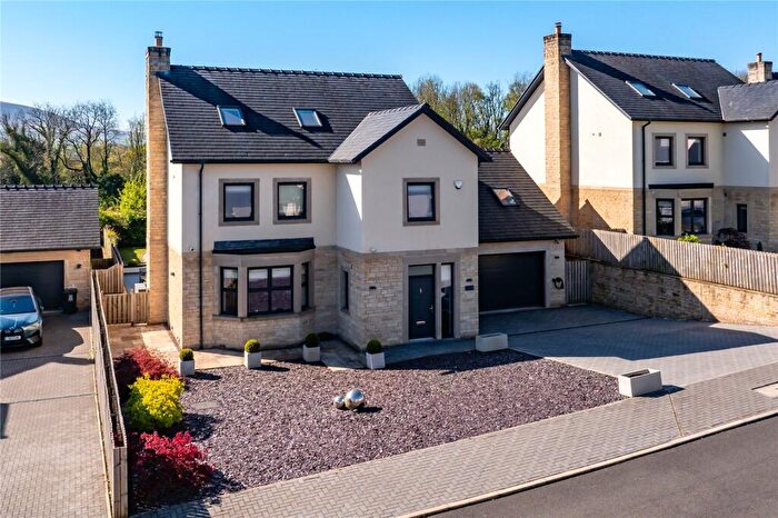4 Bedroom Detached House For Sale In Hare Hill Croft, Chatburn, Clitheroe, Lancashire, BB7