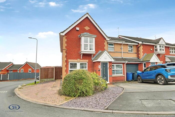 3 Bedroom End Of Terrace House For Sale In Burnwood Grove, Kidsgrove, Stoke-On-Trent, ST7
