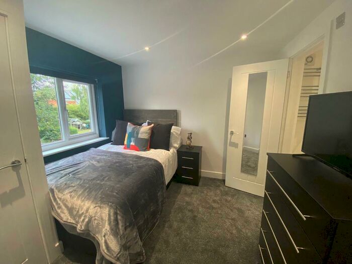 7 Bedroom Detached House To Rent In Uttoxeter New Road, Derby, DE22