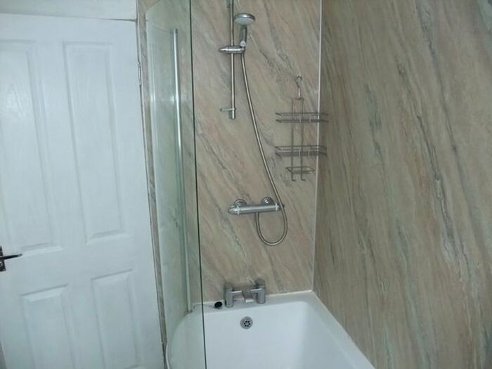 2 Bedroom Flat To Rent In Mitchell Street, Kirkcaldy, Fife, KY1