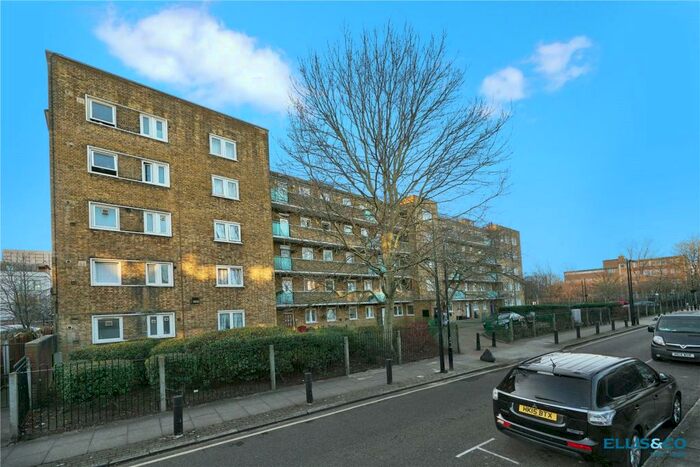 2 Bedroom Apartment To Rent In James Middleton House, Middleton Street, London, E2