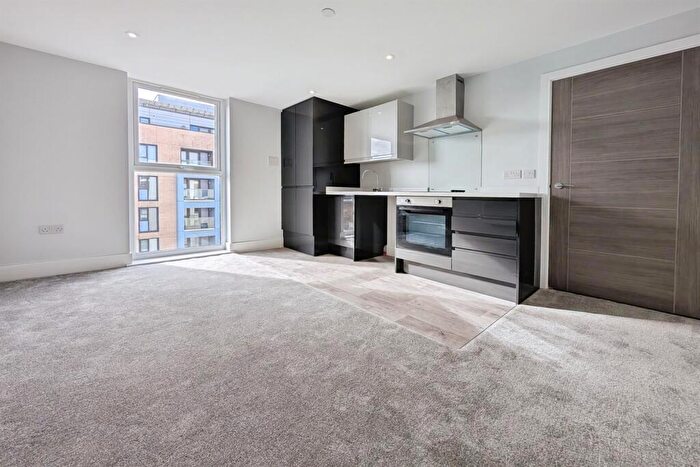 1 Bedroom Apartment To Rent In Clarendon Apartments, SO14