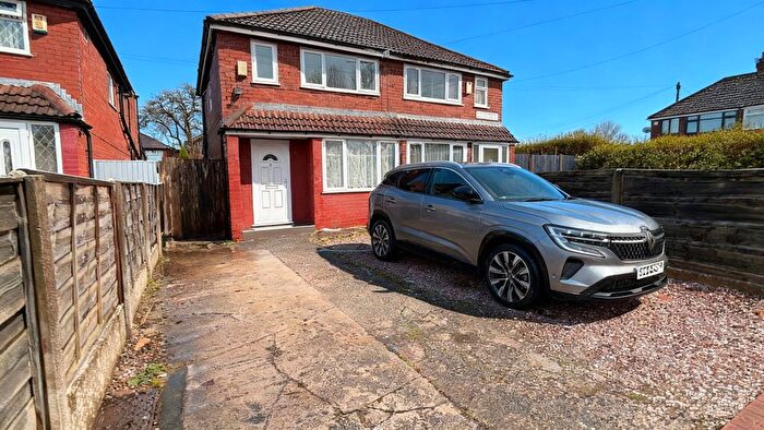 2 Bedroom Semi-detached House For Sale In Annable Road, Manchester, Greater Manchester, M18