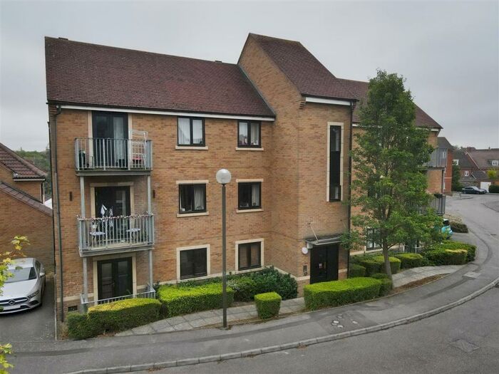 2 Bedroom Apartment To Rent In Rushfields Close, Westcroft, Milton Keynes, MK4